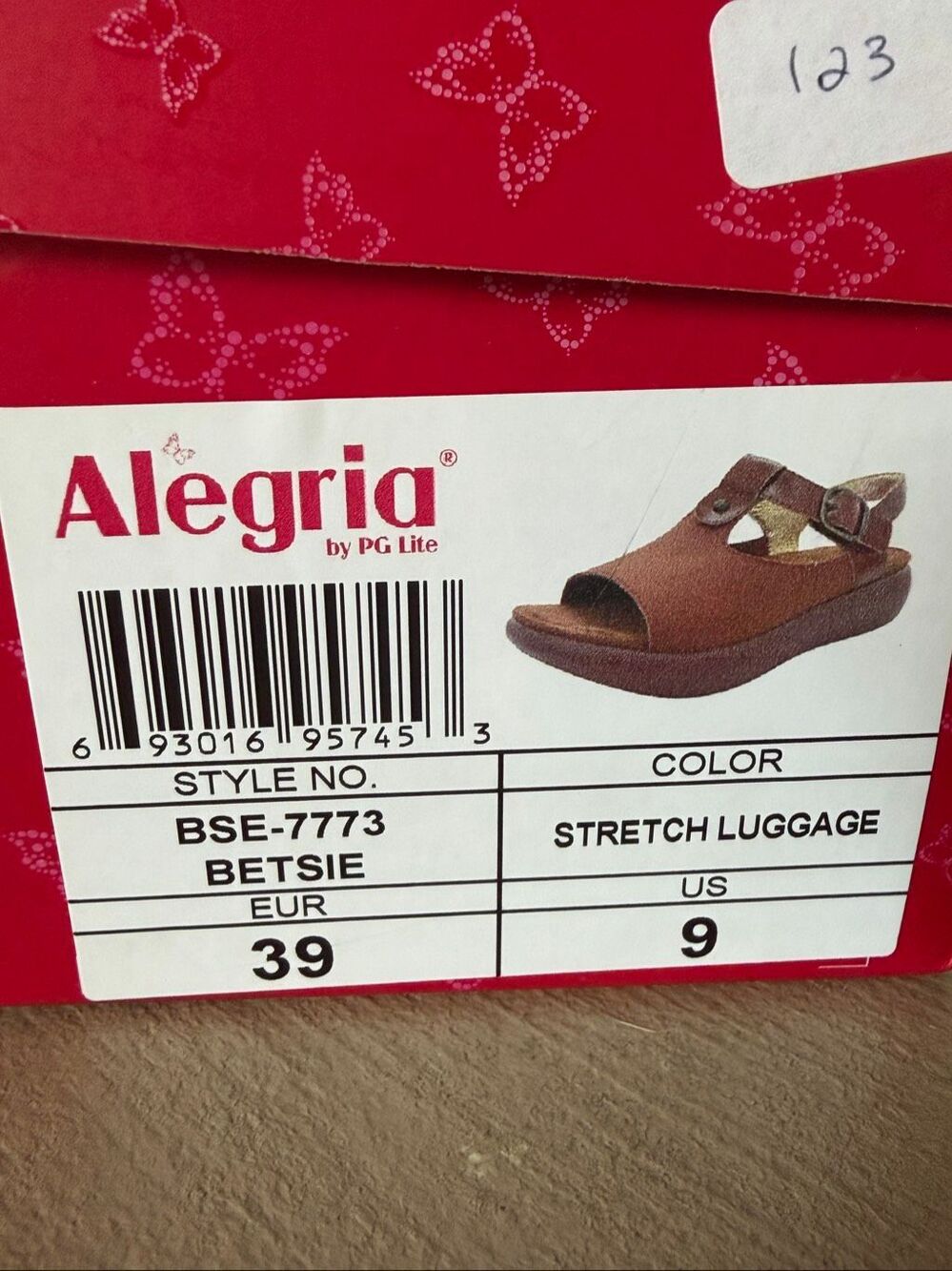 NWT Alegria Betsie stretch luggage sandals. Comfort shoes in size 9. - Picture 6 of 9
